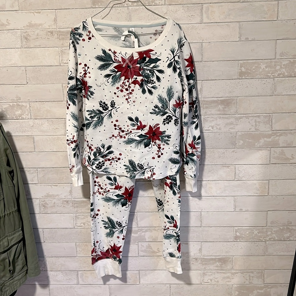 Women's Christmas Holiday Pajama Set Size Medium